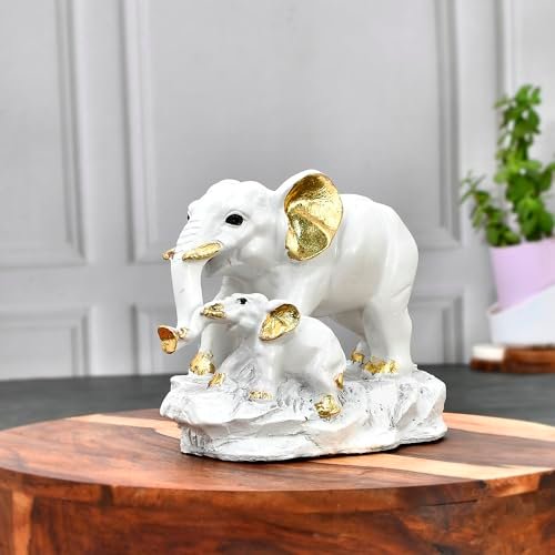 Small Elephant Family for Table Decor