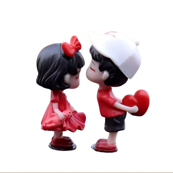 Couple Figurine Resin Kissing Lovers Ornament - Image 6