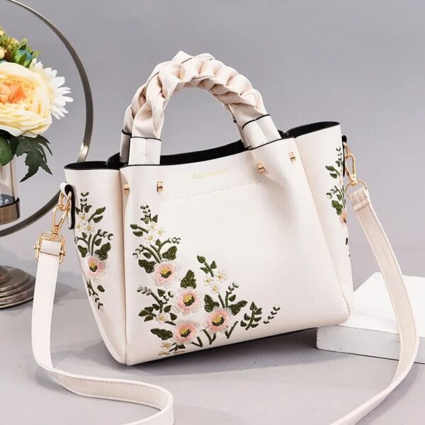 Luxury Retro Pleated Women’s Handbag - Image 8