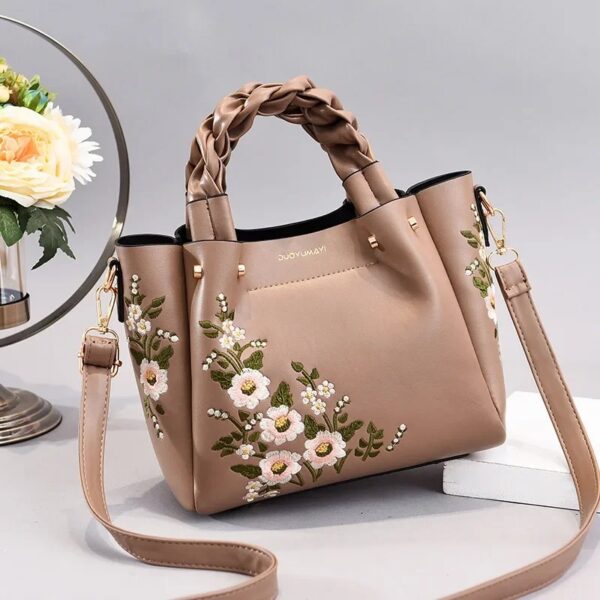 Luxury Retro Pleated Women’s Handbag - Image 10