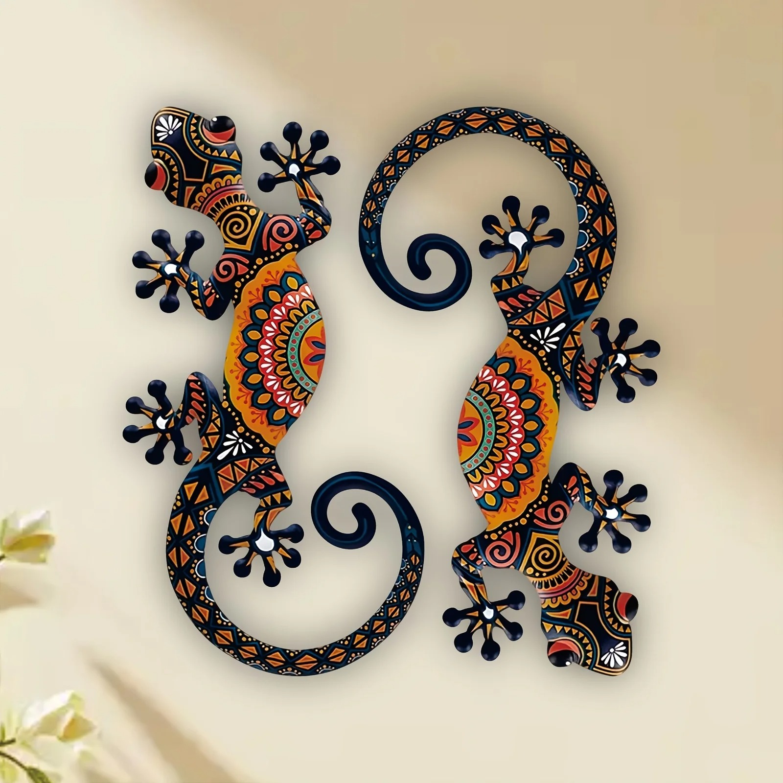 2PCS Metal Gecko Wall Art Set – Colorful Iron Lizard Wall Decor - Image 3