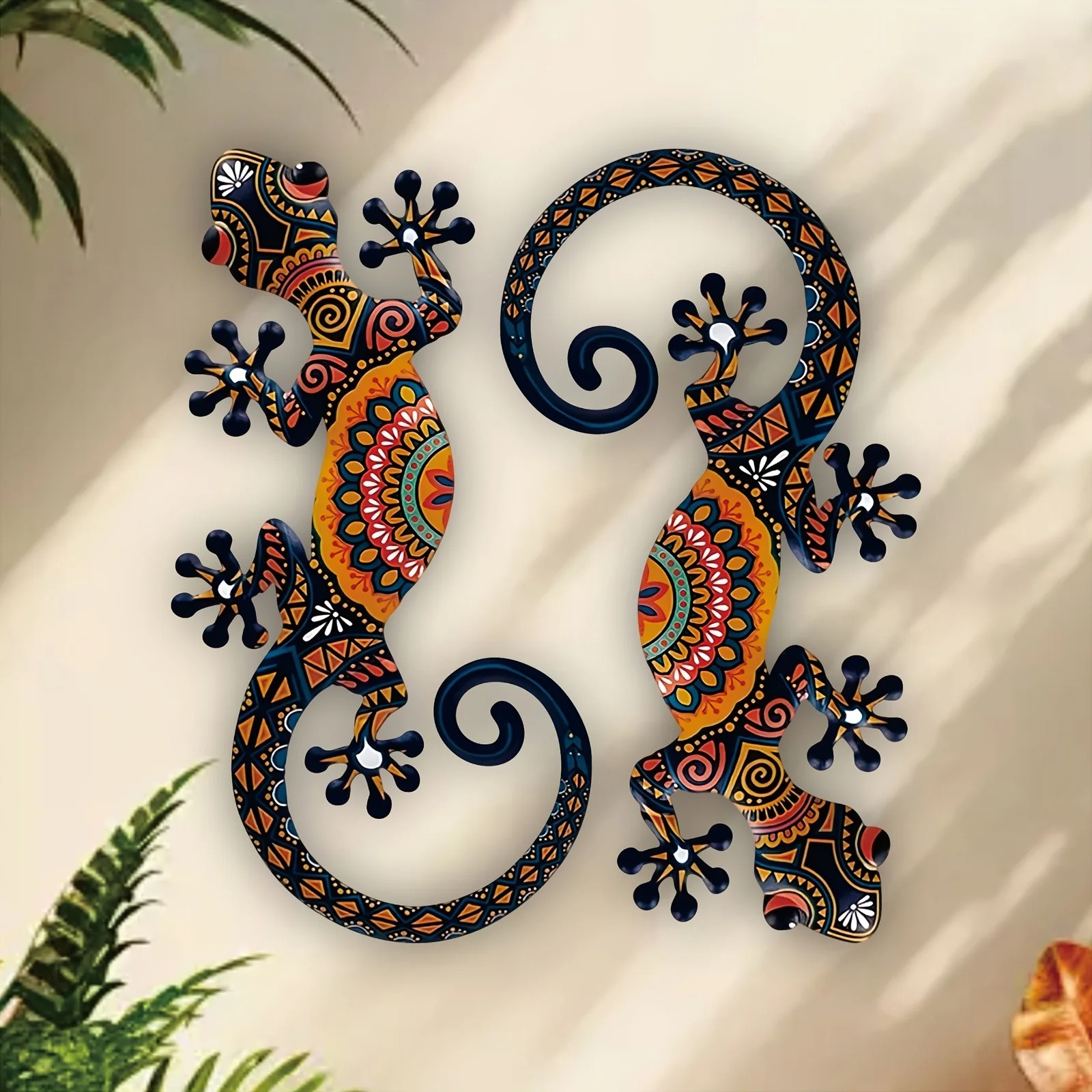 2PCS Metal Gecko Wall Art Set – Colorful Iron Lizard Wall Decor - Image 4