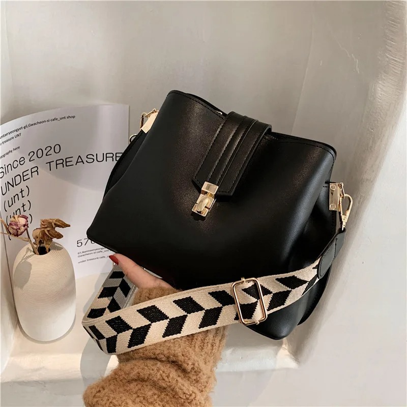 Korean Style PU Leather Bucket Bag for Women - Image 2